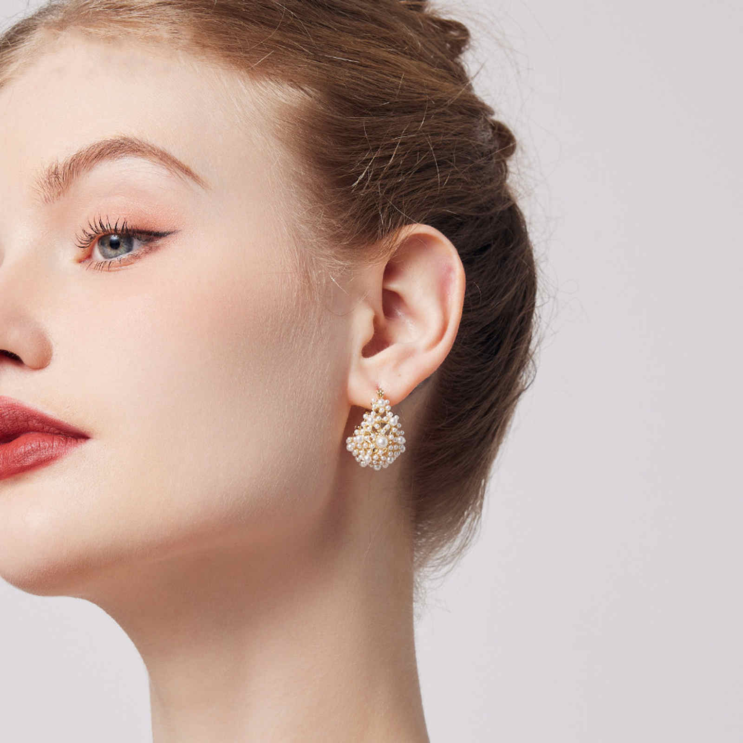 Delicate Hoop Earrings with Lustrous White Pearl Accents - A Touch of Vintage Charm
