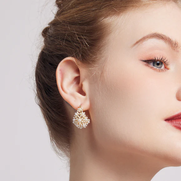 Delicate Hoop Earrings with Lustrous White Pearl Accents - A Touch of Vintage Charm